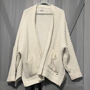 Hollister Women's Cream Chunky Knit Cardigan